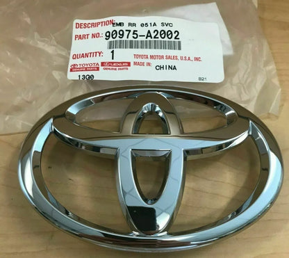 2011-2013 Toyota Highlander Front Grille Emblem Chrome 90975-A2002