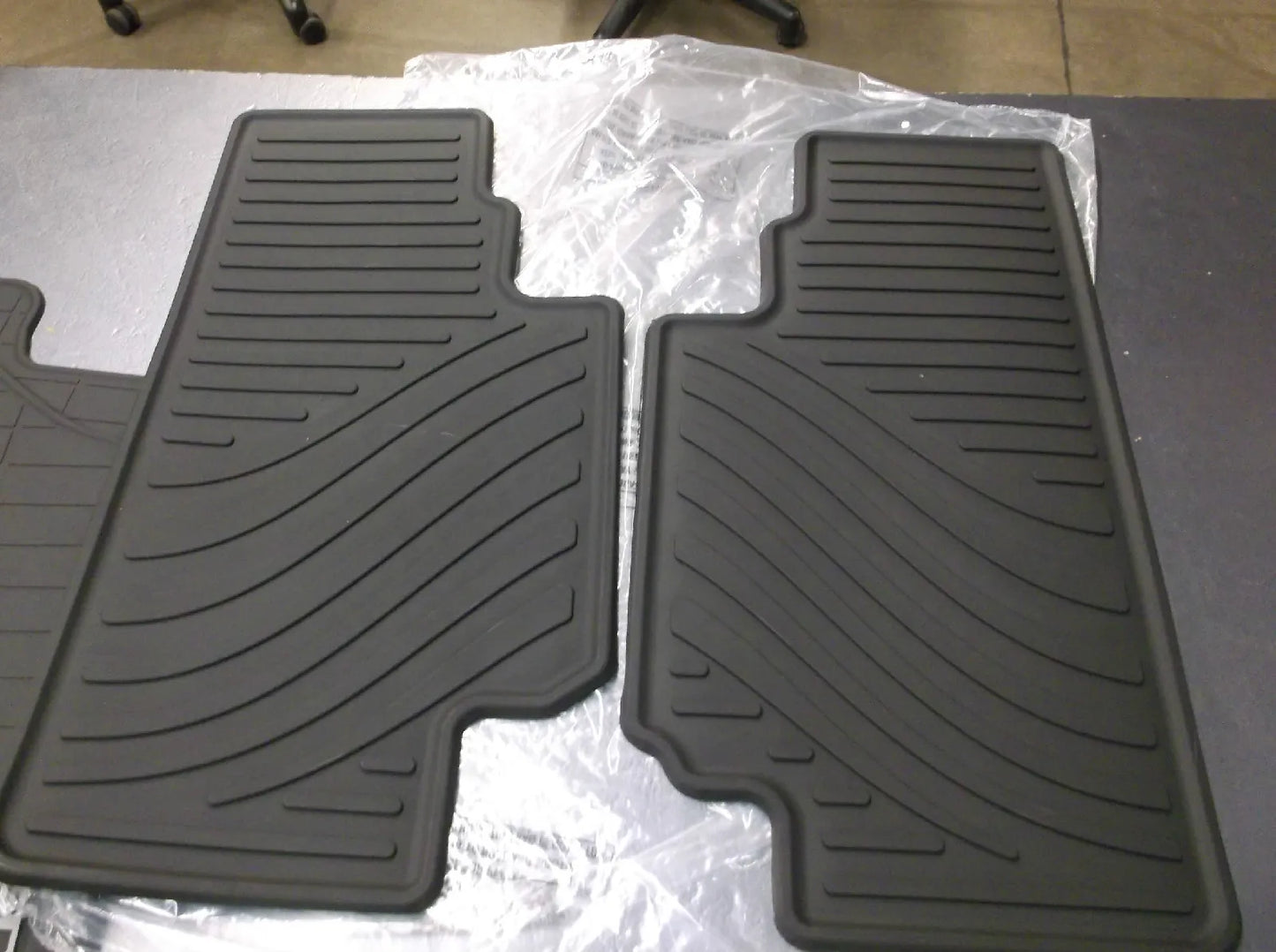 Lexus RX350 RX450H (2013-2015) All-Weather Floor Mats OEM 4-Piece Set Black PT908-48130-20